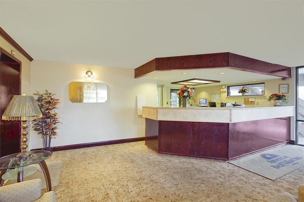Americas Value Inn-pittsburgh Airport Motel 2*