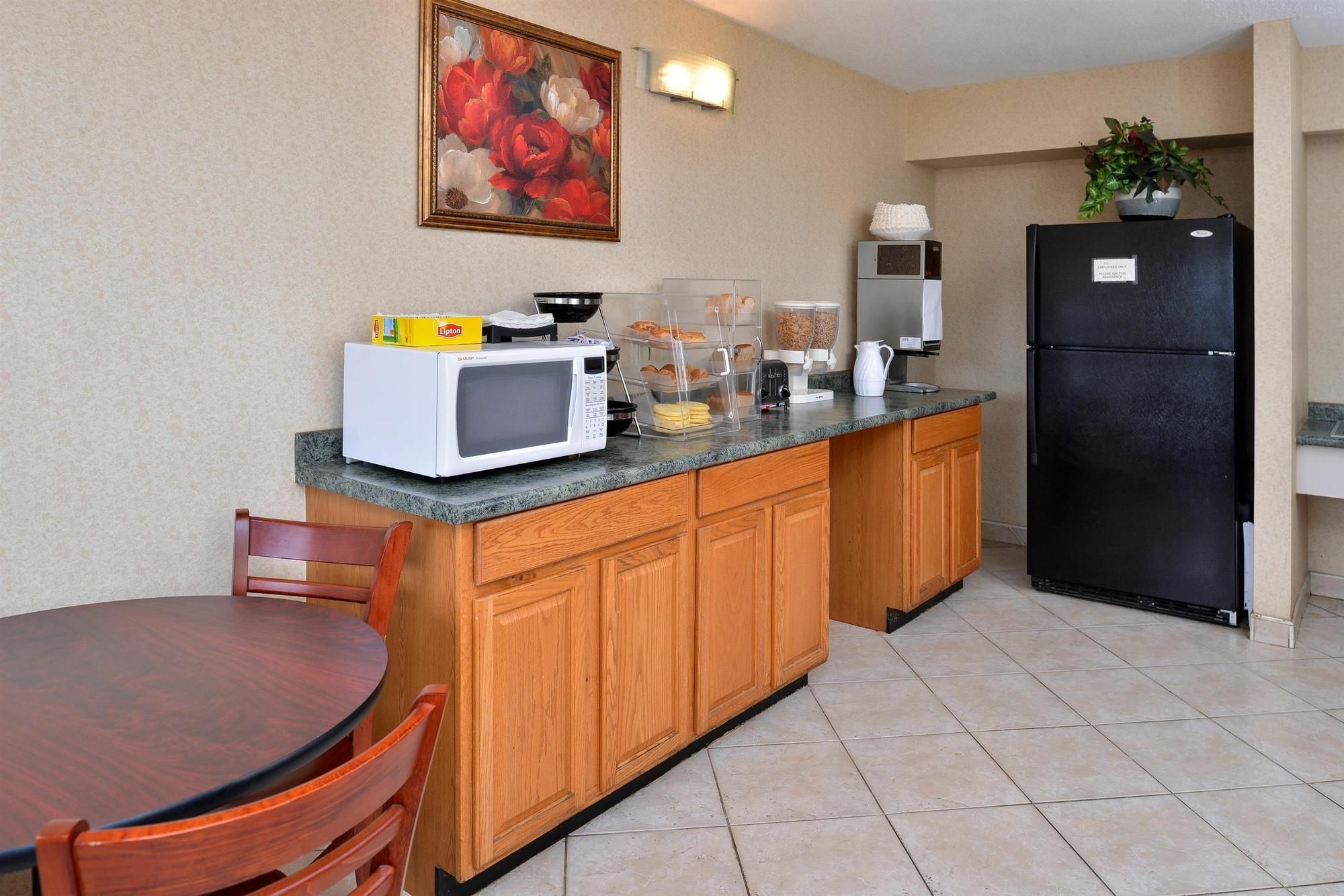 Americas Value Inn-pittsburgh Airport 2* Coraopolis