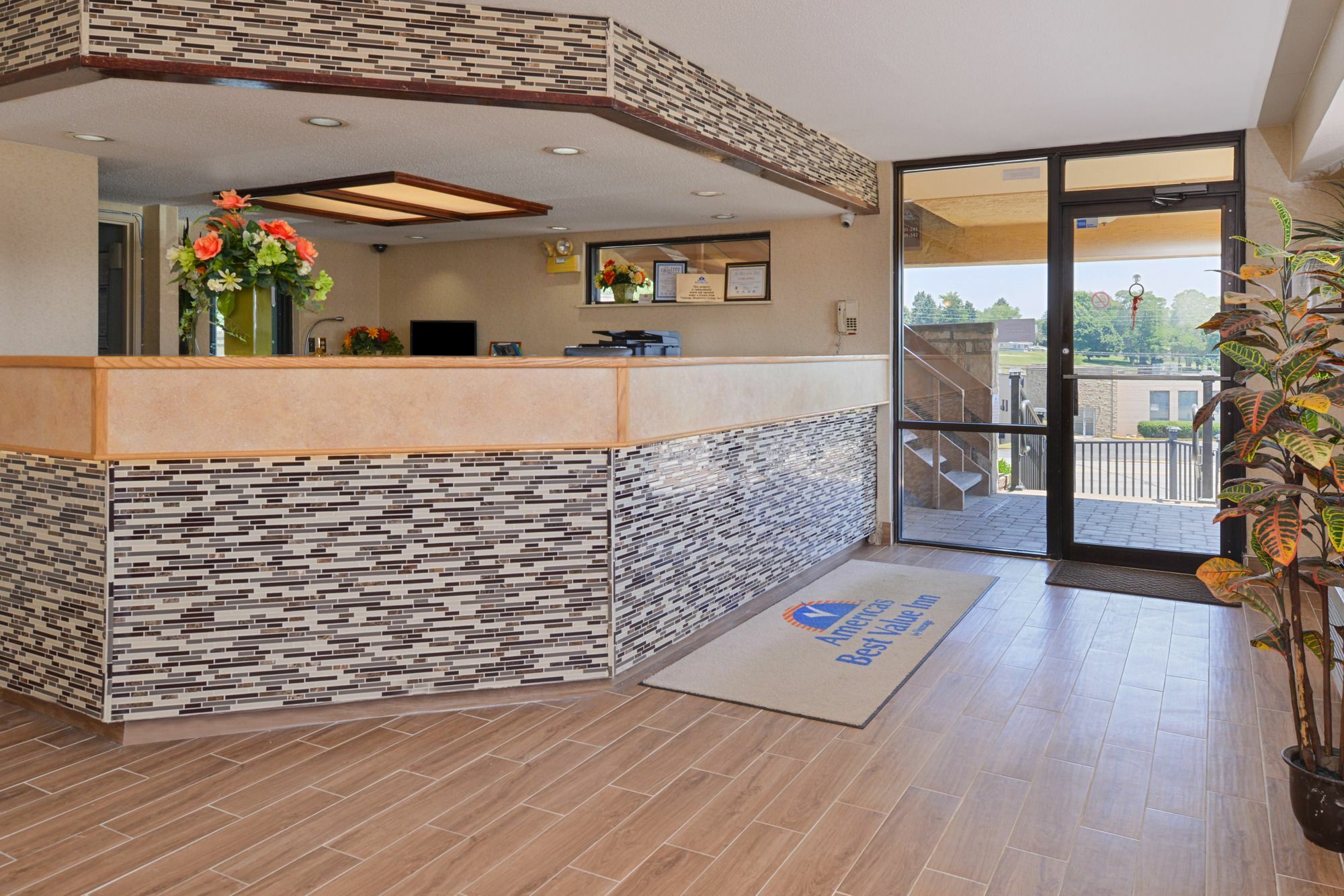 Americas Value Inn-pittsburgh Airport Motel 2*