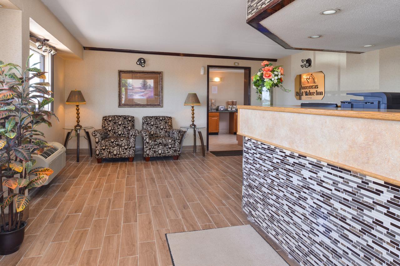Motel Americas Value Inn-pittsburgh Airport