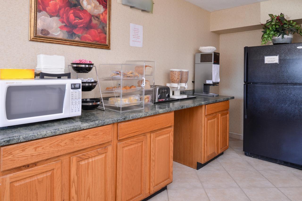 Americas Value Inn-pittsburgh Airport